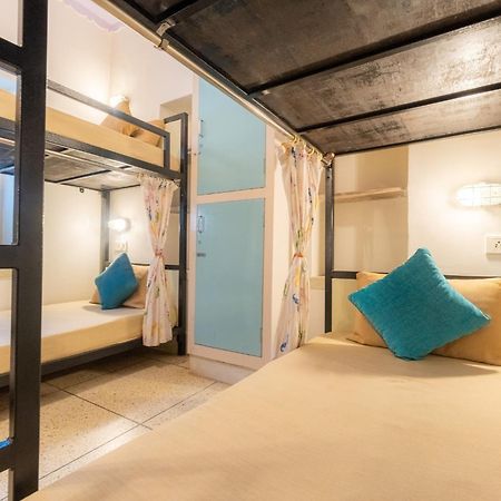 Moustache Jodhpur Hostel Джодпур Екстериор снимка