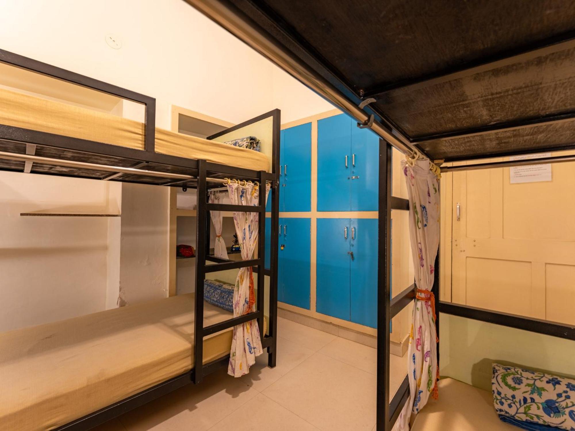 Moustache Jodhpur Hostel Джодпур Екстериор снимка